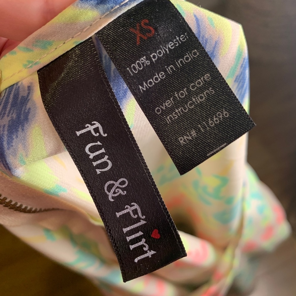 Neon Blouse - Picture 4 of 5